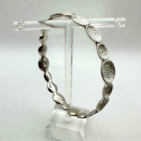 Melinda Maria Silver Bangle Bracelet Textured Oval Crater Casual MM Minimalist - Picture 1 of 10